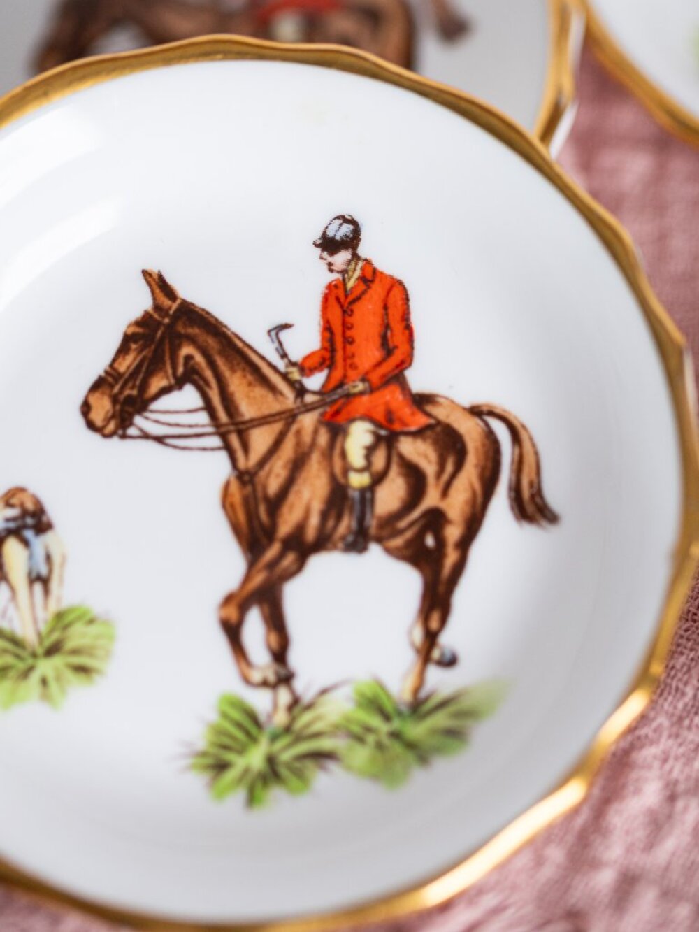 Royal Tuscan Tally Ho Mini Plates Set | Equestrian Trinket Dishes | Fox Hunt Rin - Picture 9 of 11
